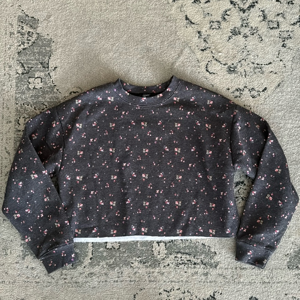 Cropped floral sweatshirt